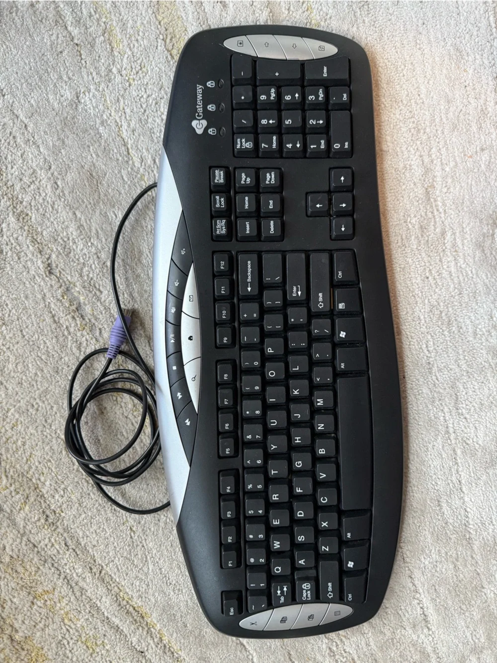 Gateway KB-0401 Wired Multimedia Keyboard Black Silver PS/2 Retro PC Windows